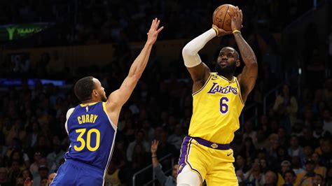 Warriors vs. Lakers prediction, odds, spread: 2022 NBA picks, .
